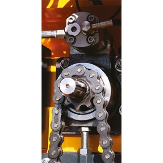 <span>Pogon pumpe preko zupčaste vodilice. Filtar za ulje visokog tlaka koji sprečava ulazak prljavštine u hidraulični blok.</span>